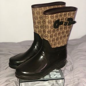 Michael Kors Rainboots (20% off)